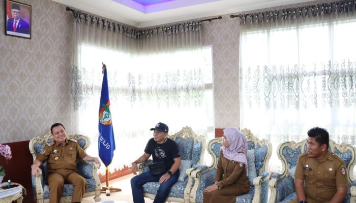 Pj Bupati Wajo Terima Audiensi Jurnalis Harian Wajo, Andi Batara: Berita di Wajo Kurang Menasional