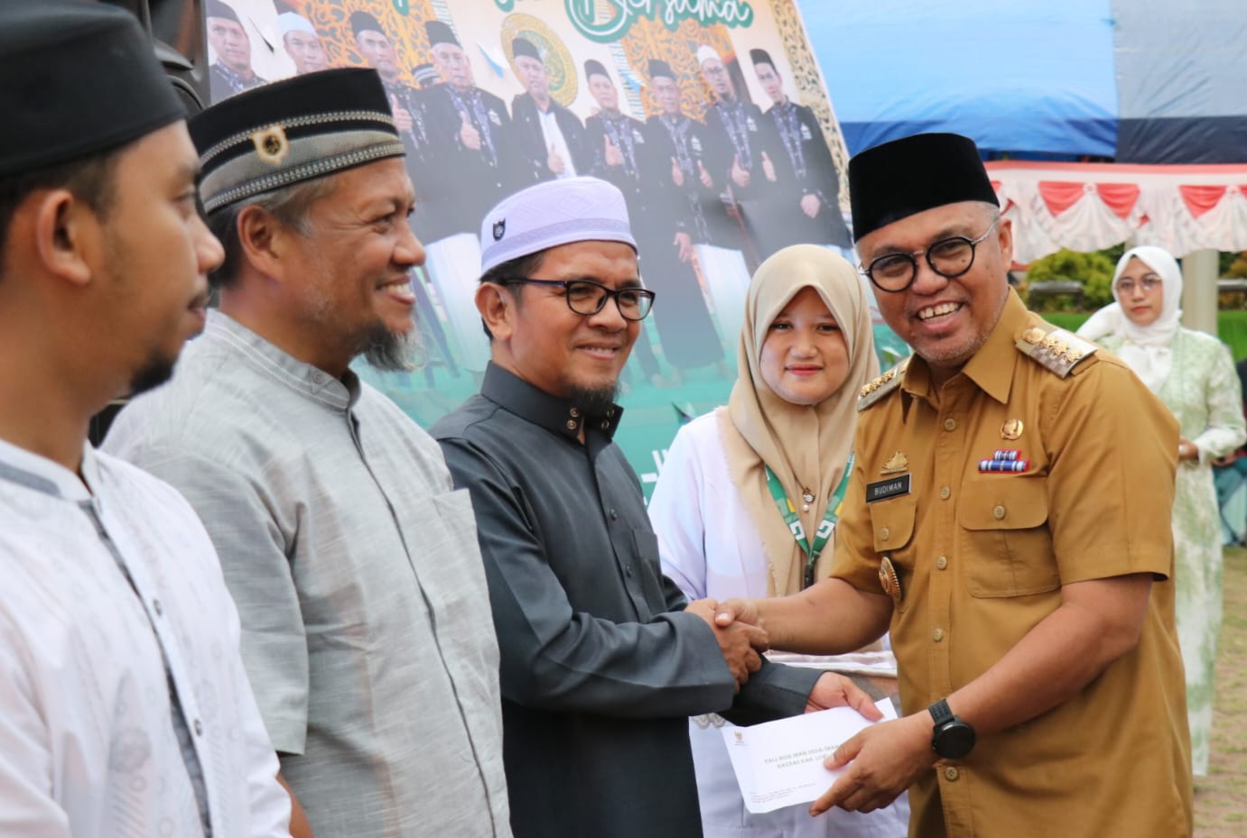 Bupati Budiman Tutup Kegiatan Safari Ramadan 1445 di Sorowako