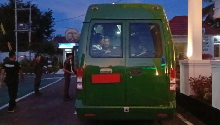 Kejari Tetapkan 2 Tersangka Kasus Korupsi Pengadaan Mobil DLH
