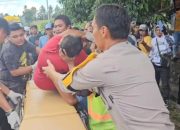 Evakuasi Korban Tewas Terjepit Mobil di Sidrap Dramatis