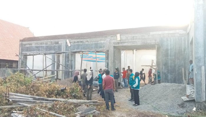 Langgar Aturan, Pembangunan Rumah di Depan Rujab Bupati Takalar Disetop