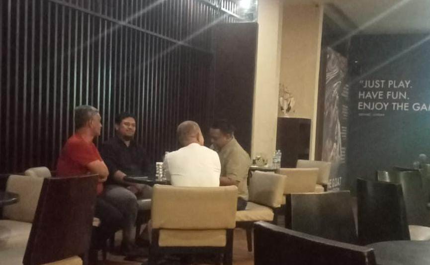 2 Balon Bupati Wajo ATL dan DBR Bertemu di Makassar, Sepakat Berpaket?