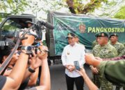 Pangkostrad Kirim 10 Truk Bantuan untuk Korban Banjir Luwu