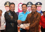 Pj Gubernur Sulsel Bicara Ekonomi Hijau dan Biru di Hadapan Buruh