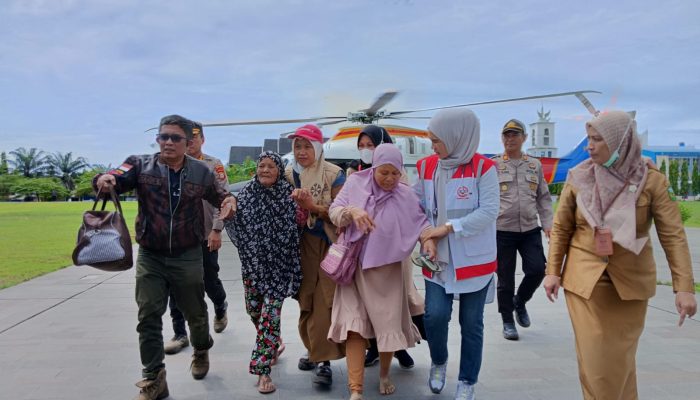 1.898 Warga Latimojong Tinggalkan Kampung Halaman