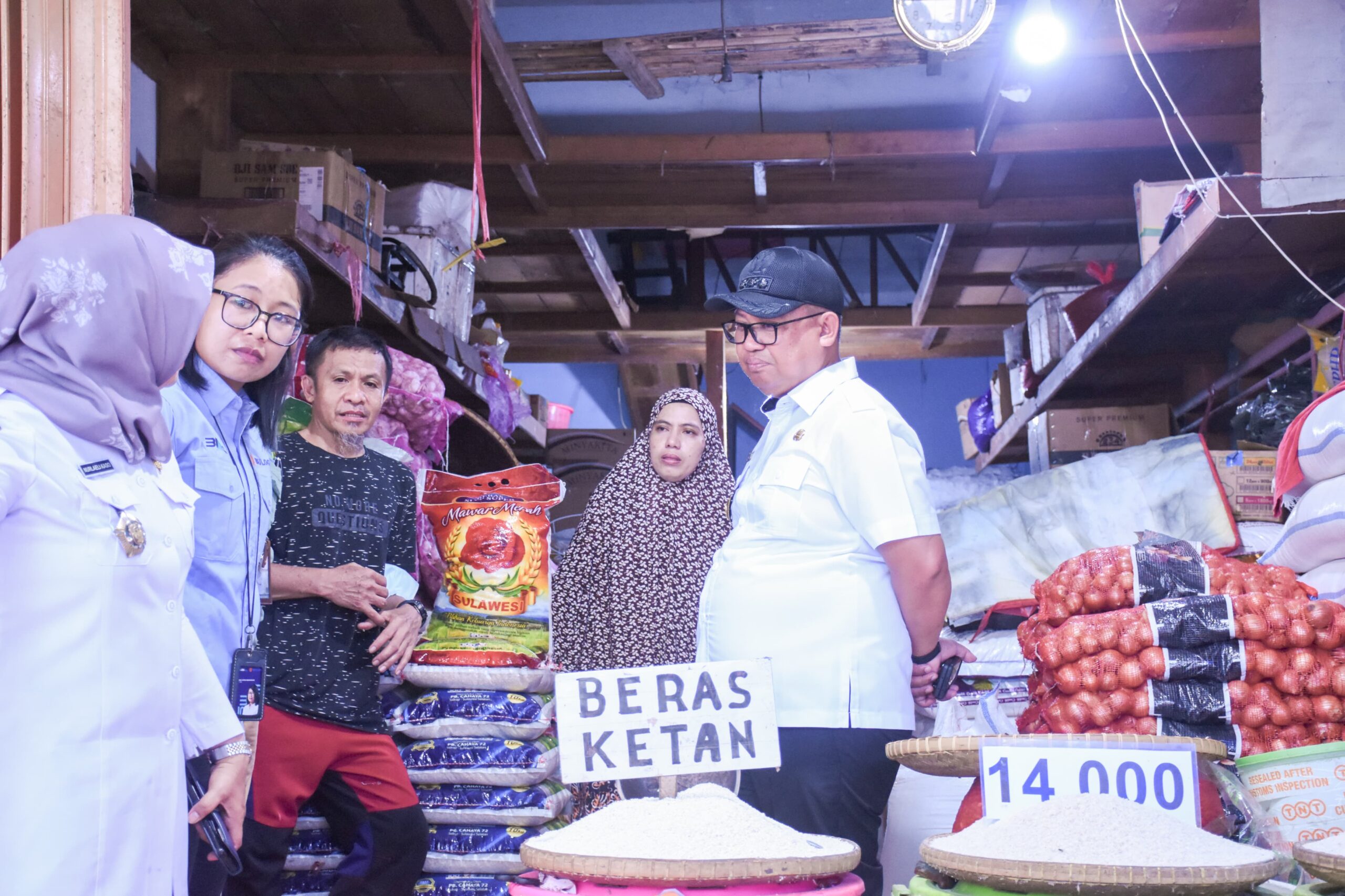 Pj Wali Kota Palopo Kembali Turun ke Pasar Pantau Harga