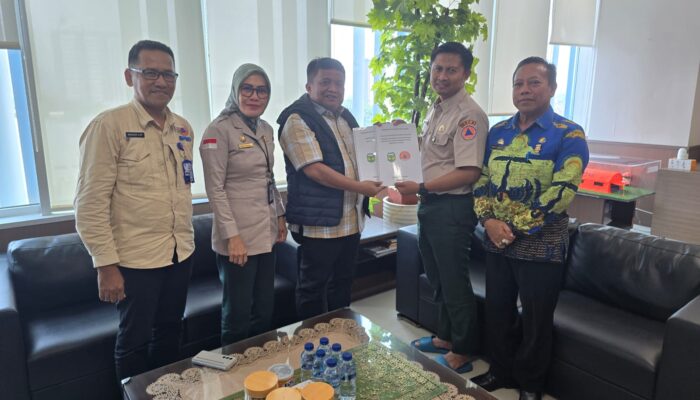 Pj Bupati Luwu ke BNPB Perjuangkan Bantuan Bagi Korban Banjir
