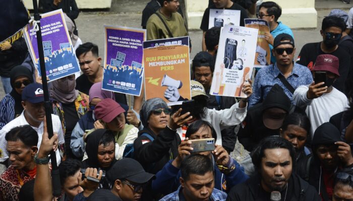 Koalisi Jurnalis Desak DPRD Sulsel Suarakan Penolakan RUU Penyiaran ke Pusat