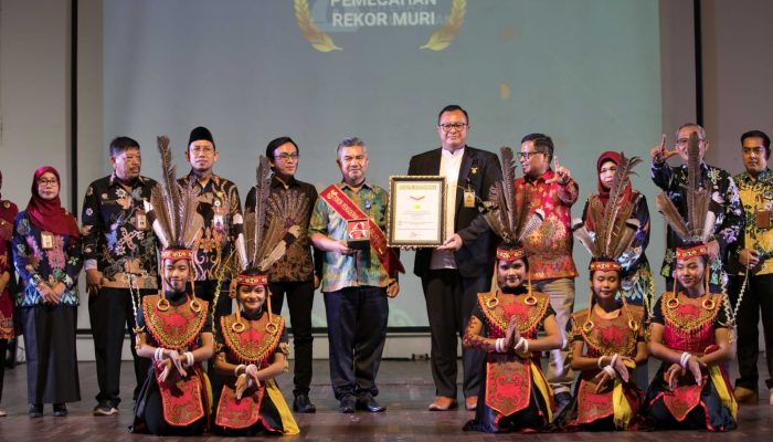 Festival Literasi Balikpapan Sukses Pecahkan Rekor MURI