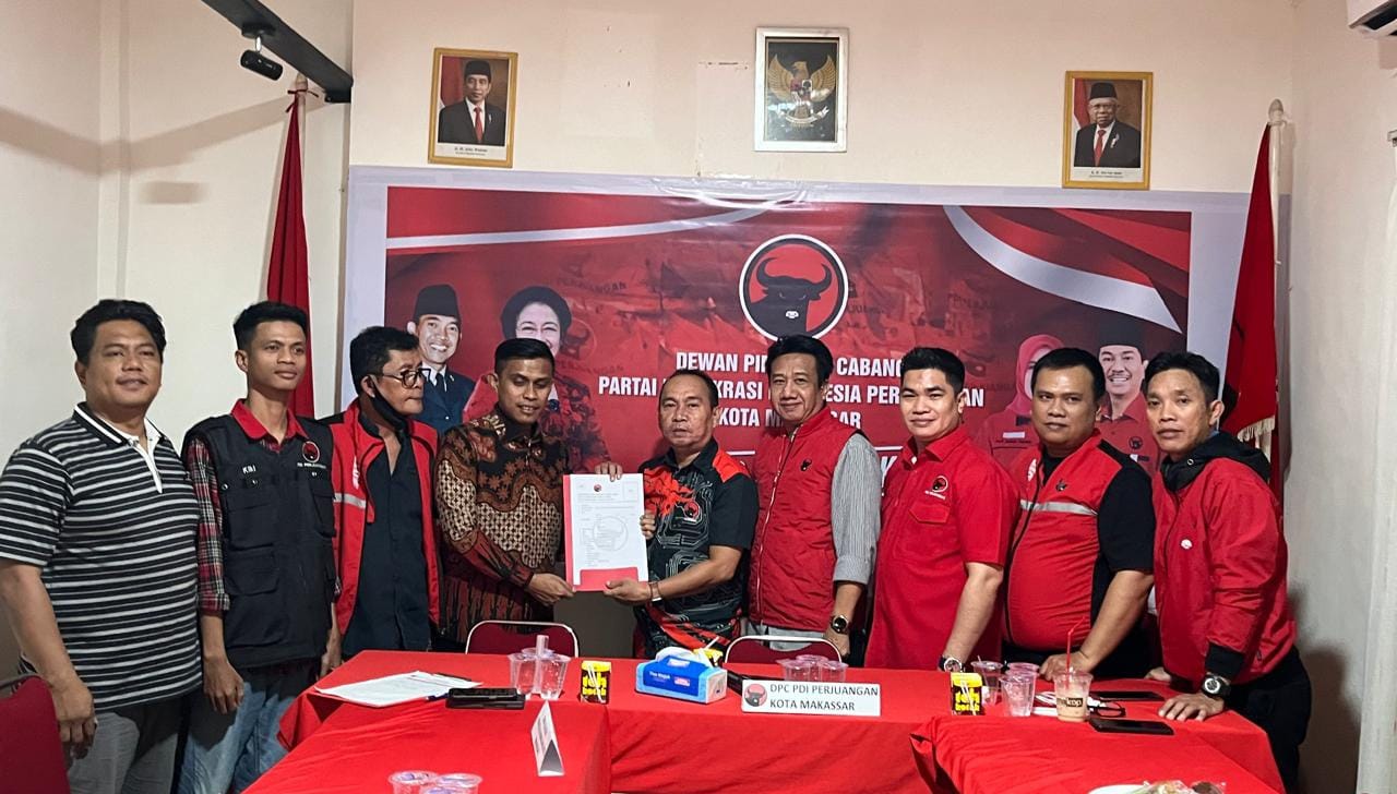 Mantan Bupati Sinjai ASA Daftar di PDIP untuk Pilkada Makassar