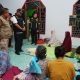 Pj Gubernur Sulsel Kunjungi Titik Banjir Terparah di Luwu dan Menyapa Korban