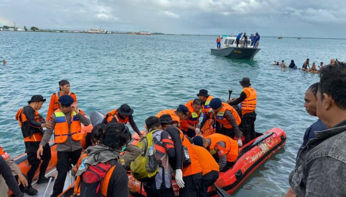 Penumpang Kapal Ferry Rute Bone – Kolaka yang Lompat ke Laut Ditemukan Meninggal