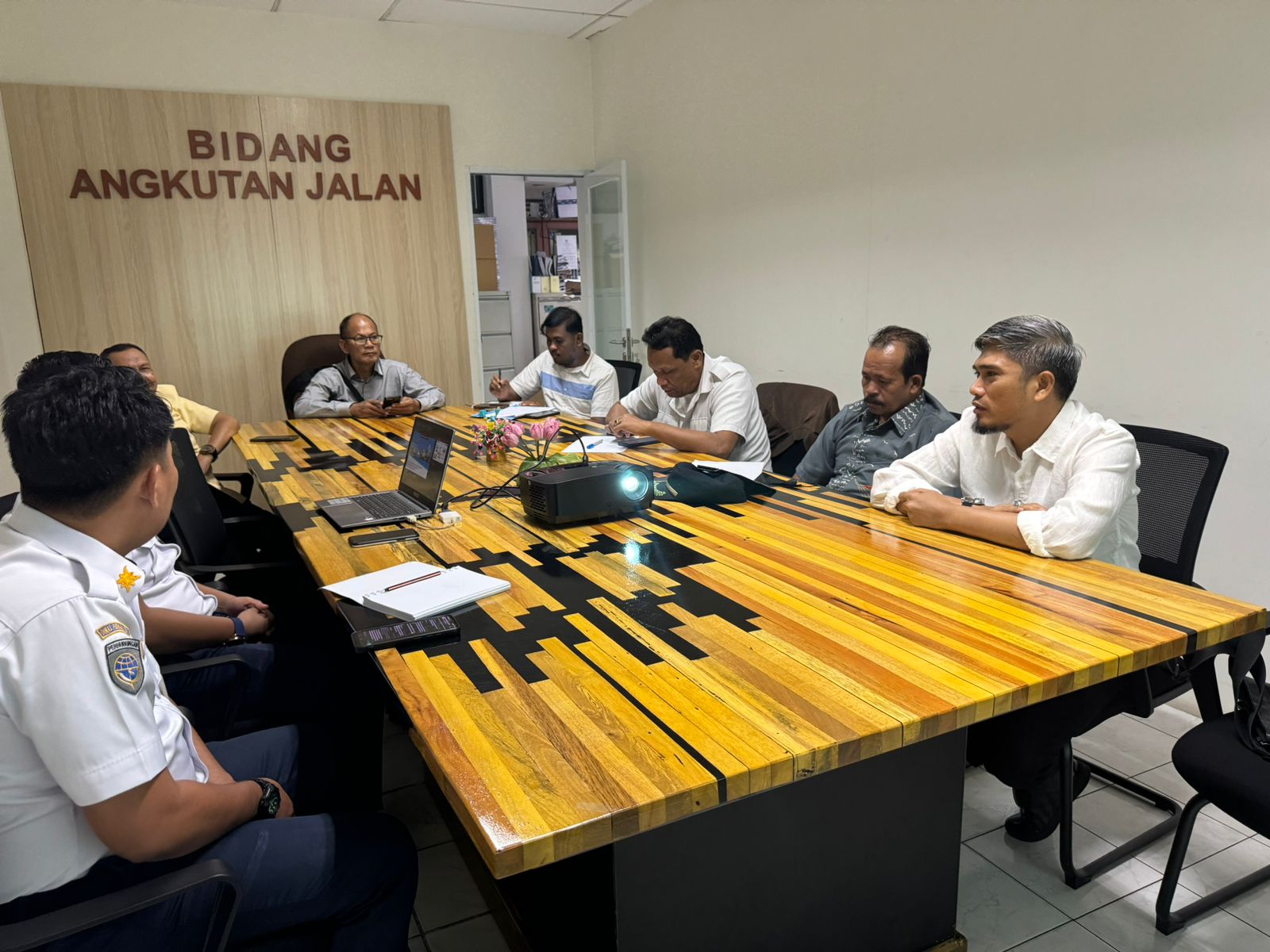 Komisi III DPRD Kunjungi Dishub DKI Jakarta Belajar Strategi Arus Mudik