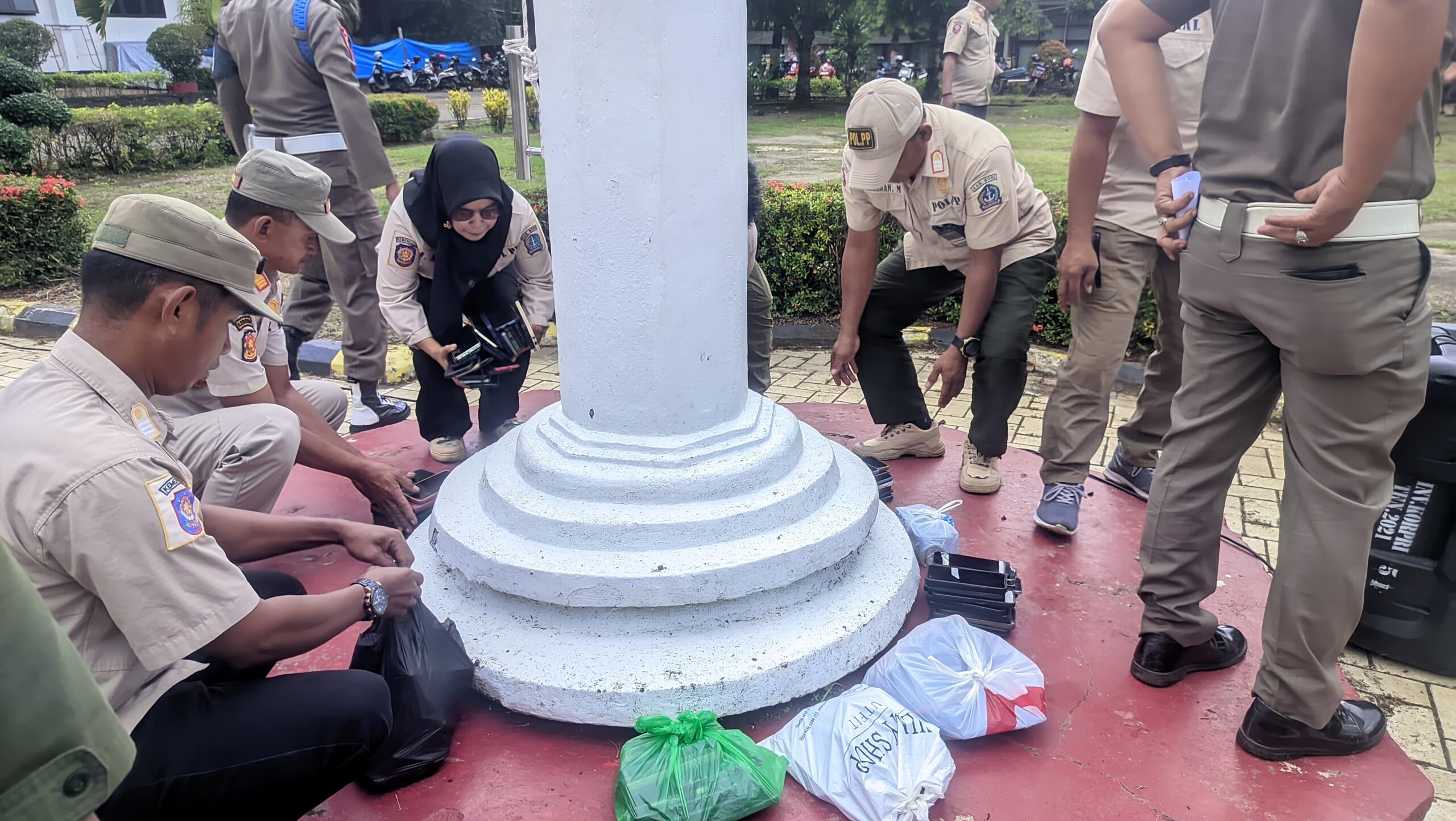Antisipasi Judi Online, Kasatpol PP Razia HP Anggotanya