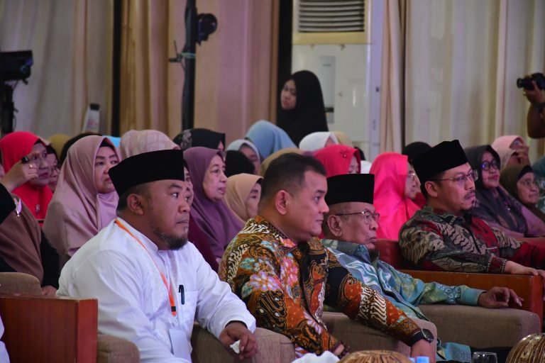 Pj Bupati Sinjai Hadiri Silaturahmi Akbar Bani Syuaib
