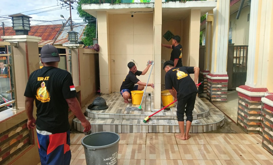 Lagi, Komunitas Pacekke Galakkan Aksi Sosial Bersih-Bersih Masjid   