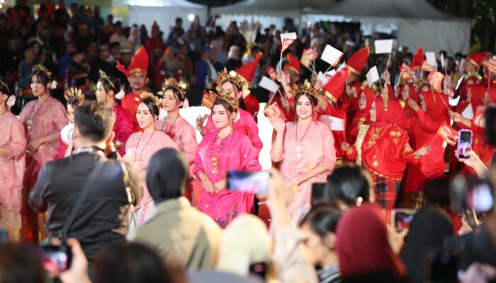 Warna Khas dan Seni Tradisional Makassar Bersinar di Festival Budaya APEKSI XVII