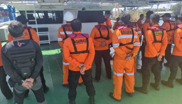 Speedboat Mati Mesin di Pulau Marasende Pangkep, KN Kamajaya Dikerahkan Evakuasi