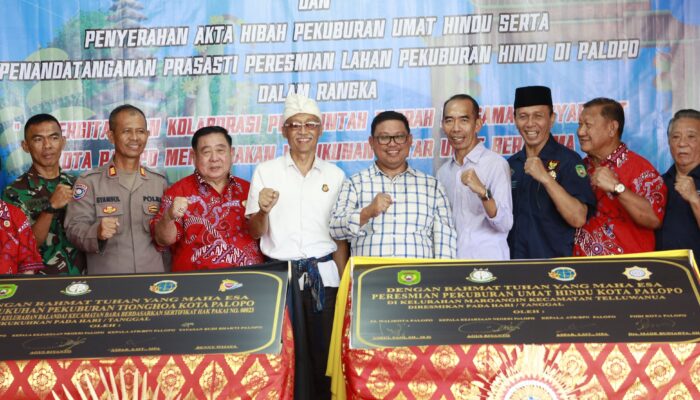 Asrul Sani Resmikan Pekuburan Umat Hindu dan Tionghoa