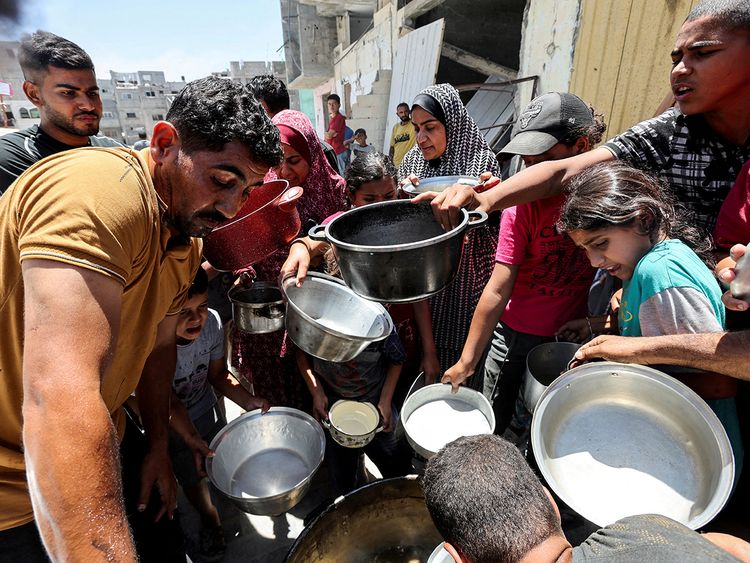 Bantuan Terhambat, Gaza Utara Alami Krisis Pangan