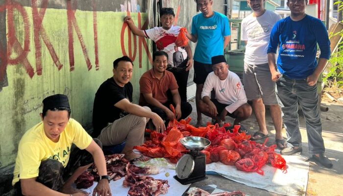 KNPI Kota Makassar Ikut Berbagi di Hari Raya Iduladha