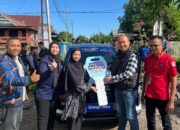 Pimpinan Cabang BRI Sidrap Antar Dua Mobil ke Pemenang Undian Simpedes