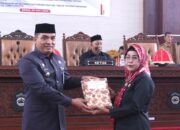 Sekda Takalar Serahkan Rancangan KUA-PPAS 2025 ke DPRD