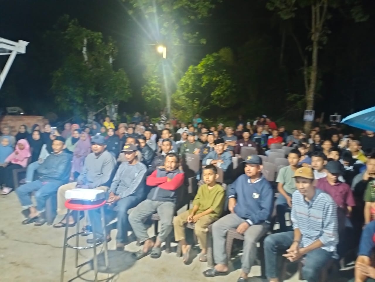 Masyarakat Sinjai Menaruh Harapan Besar pada Muzzayin Arif