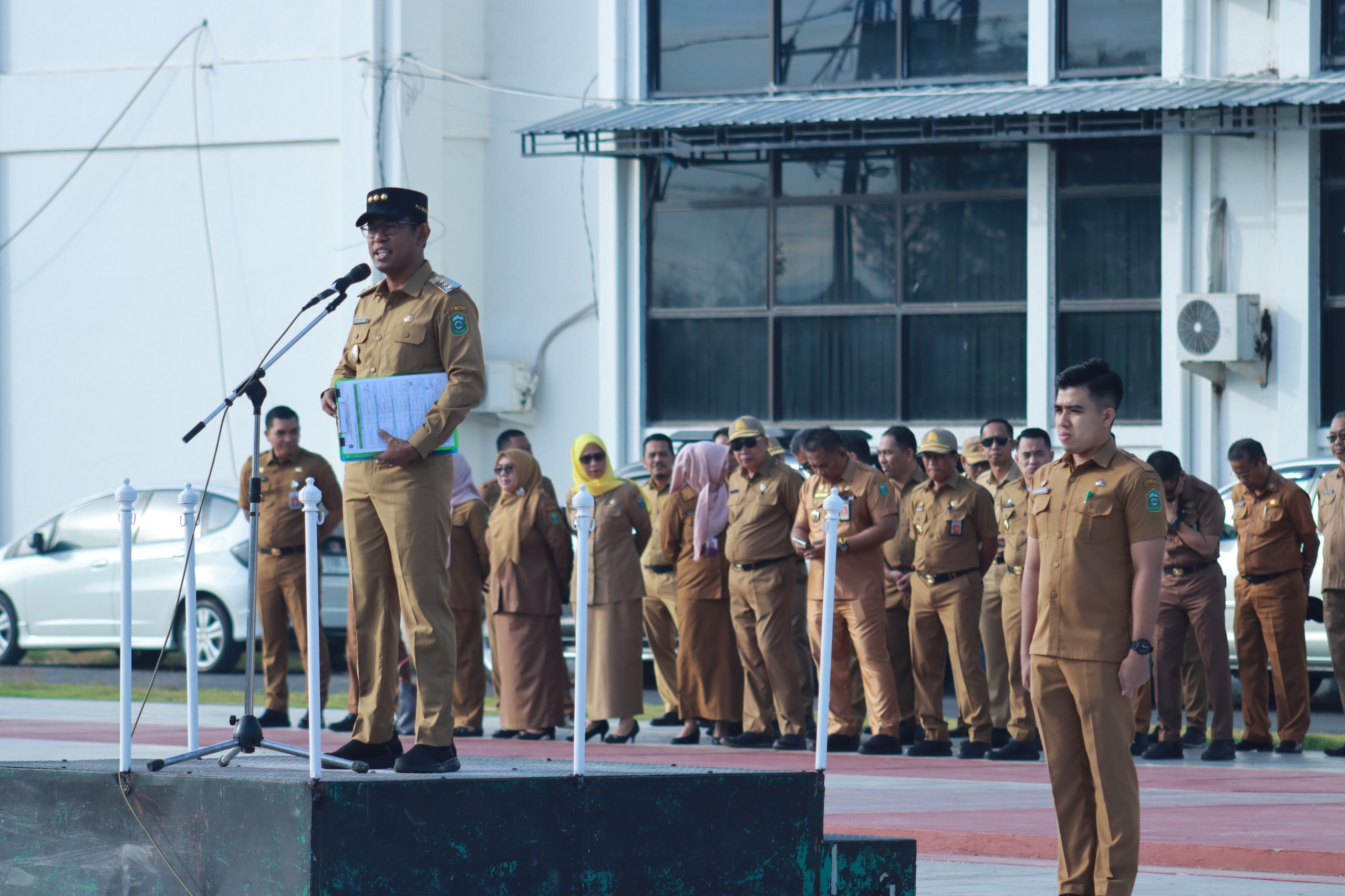 Pj Bupati Takalar Tekankan Kinerja Pegawai dan Manajemen APBD