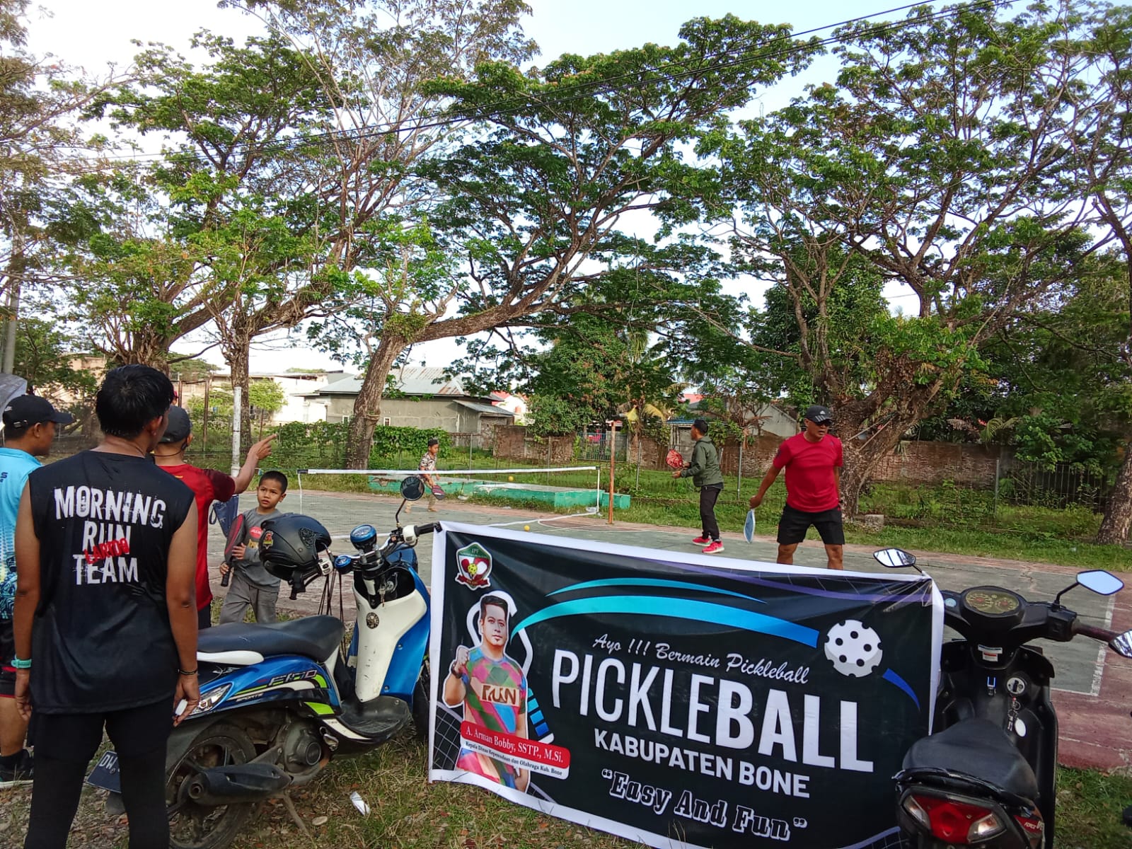 Serunya Sosialisasi Pickleball, Stadion Lapatau Bone Diserbu Warga