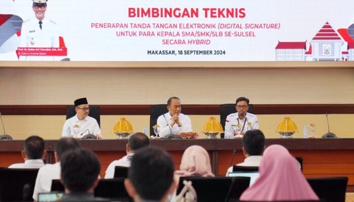 Kominfo dan Disdik Ajari Kepsek se-Sulsel Tandatangan Elektronik, Pj Gubernur Beri Apresiasi