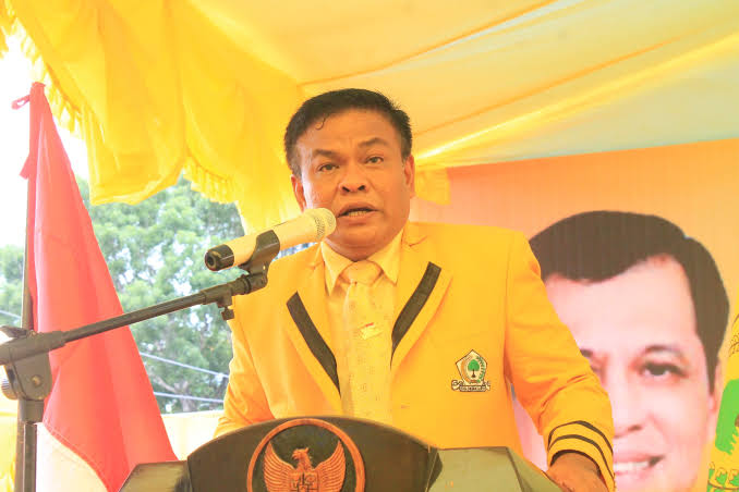 Ketua Golkar Bone Ancam PAW Kader di DPRD Jika Main 2 Kaki di Pilkada 2024