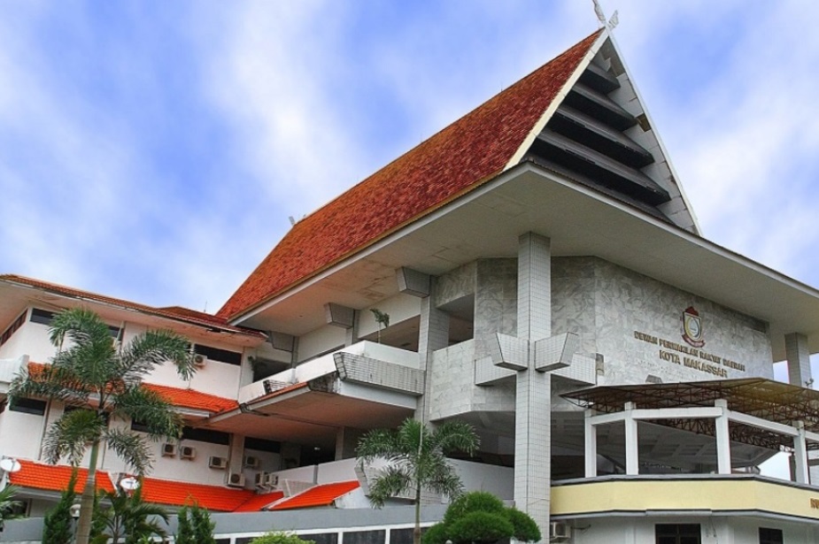 Paripurna Terakhir, DPRD Makassar Resmikan Empat Ranperda