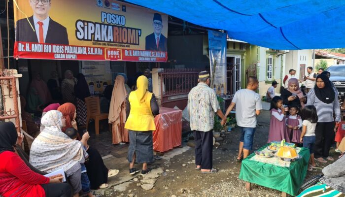Lewat Baksos, Rio-Amir Tebar Kebaikan Untuk Warga Bone
