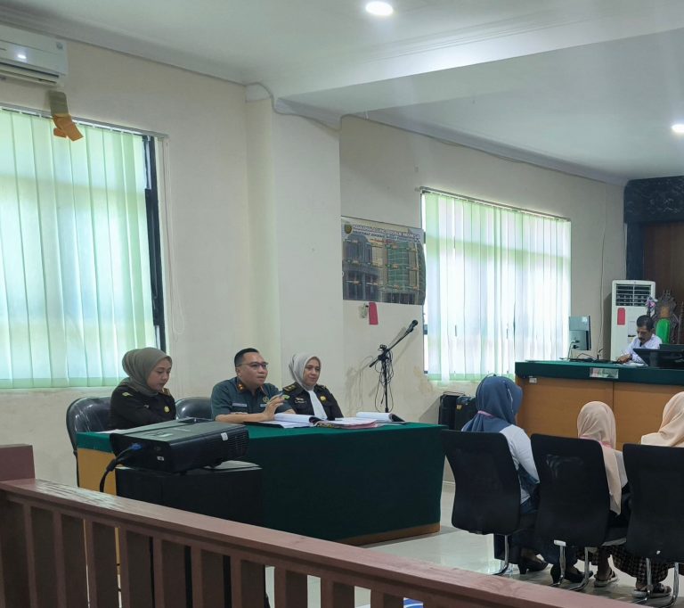 Kajari Sinjai Hadiri Sidang Kasus Asusila Anak di Bawah Umur di PN Sinjai