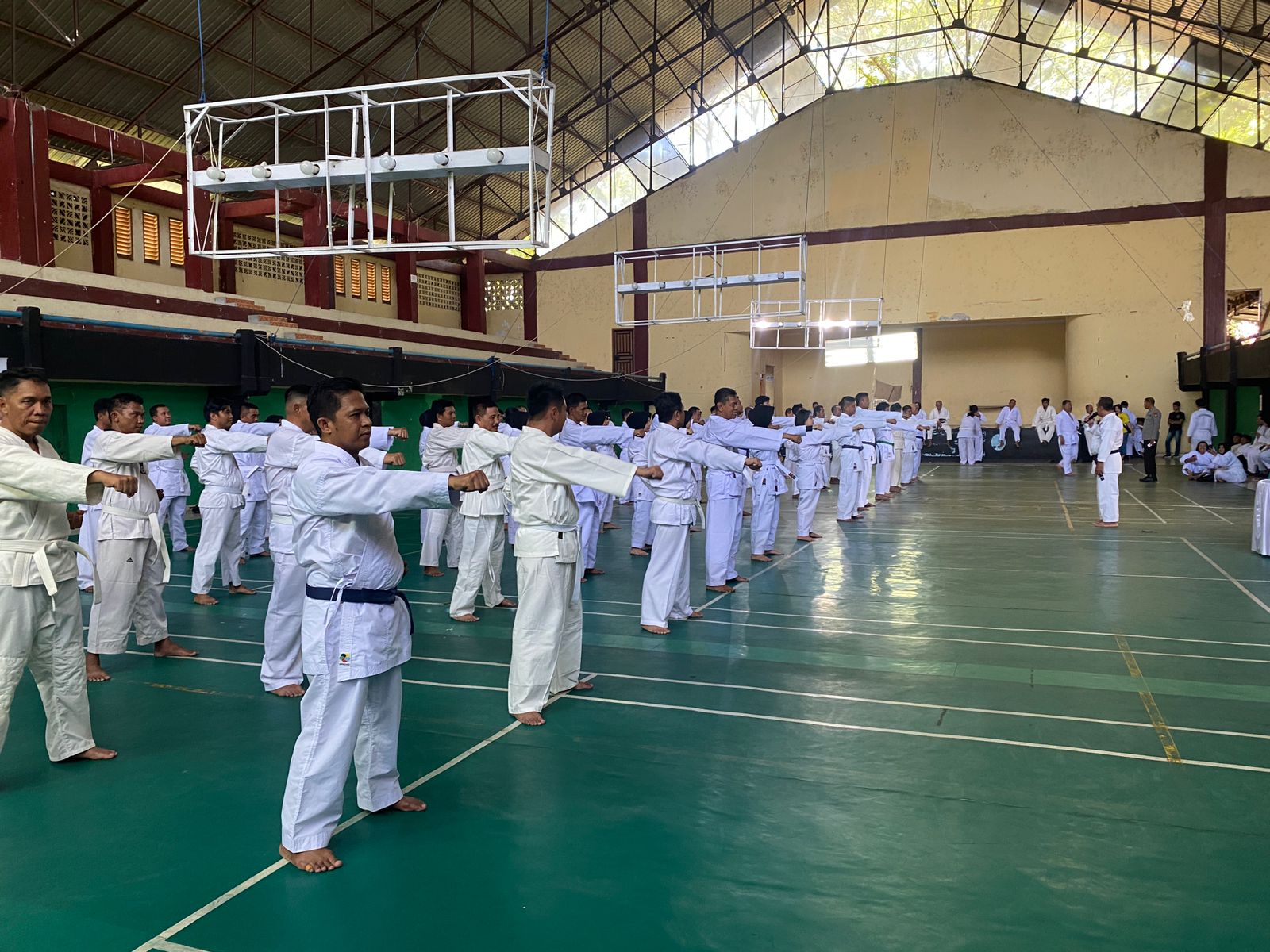 159 Personel Polri Ikuti Ujian Bela Diri untuk Kenaikan Pangkat di Palopo