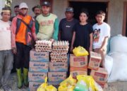 Peduli Kemanusiaan, Rio-Amir Bantu Warga Korban Kebakaran