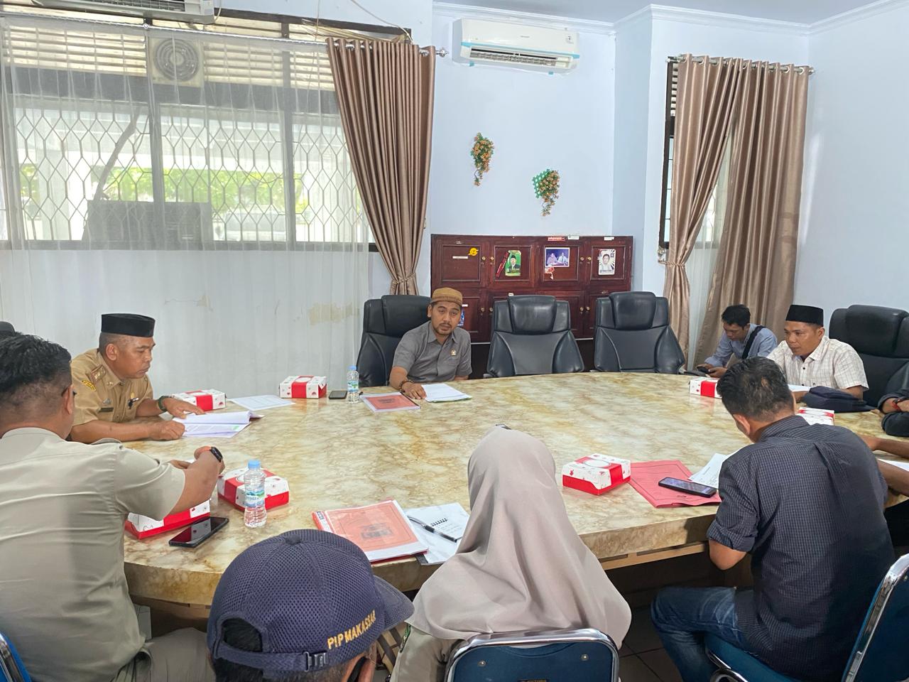 Warga Sampoddo Desak Perpanjangan Kontrak, DPRD Minta Dinas Perkim Evaluasi