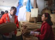 Komitmen Dukung UMKM Lokal, Danny Belanja Parang dan Anyaman Khas Toraja