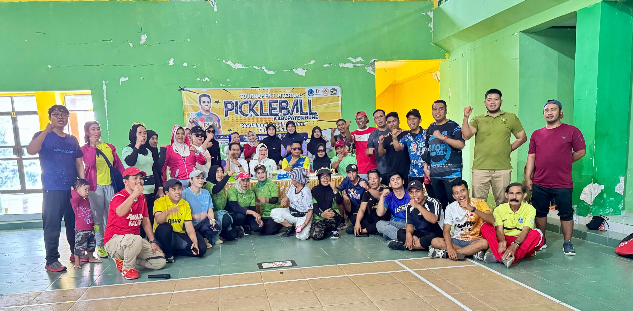 Pertama, Turnamen Pickleball digelar di Bone, Ketua Bhayangkari dan Kadispora Raih Juara