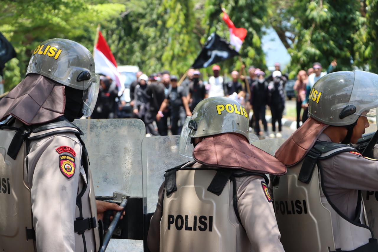 Polres Luwu Gelar Latihan Keamanan Darurat Skala Besar di Bandara Bua