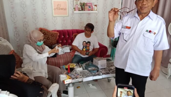 Warga Ajangale Antusias Ikuti Pemeriksaan Mata Gratis SipakaRioMi