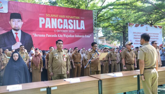 Pj Sekda Makassr Deklarasi dan Tandatangani Pakta Netralitas ASN