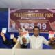 Syaharuddin Alrif Salurkan Hak Pilih di TPS 09 Maritengangae