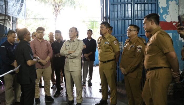 Pjs Wali Kota Makassar Bersama Gubernur Sulsel Tinjau Gudang Logistik KPU