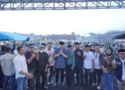 Pendukung ABM Padati Lapangan Andi Maradang Bua
