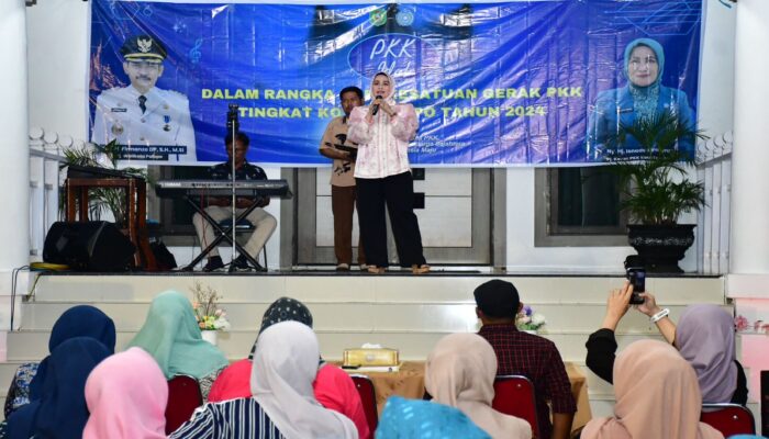 Isnada Firmanza Jadi Juri di PKK Idol Palopo, Ajak Jaga Kebersamaan