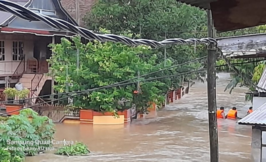 Satu Desa di Barru Terendam Banjir hingga 2 Meter, Jalur ke Soppeng Putus