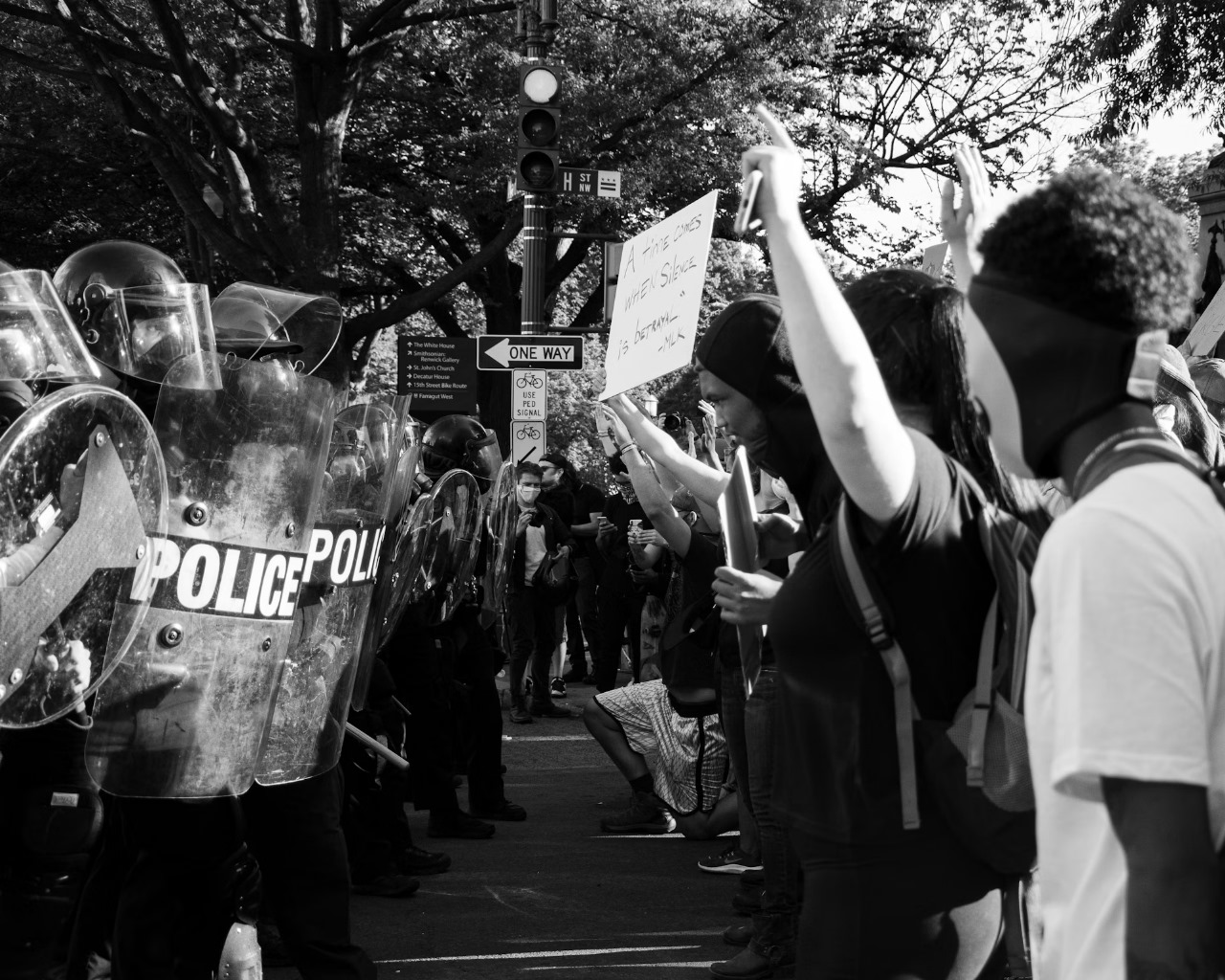 Publik Suarakan Penolakan Kenaikan PPN Lewat Petisi dan Aksi Massa