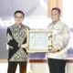 Pj Bupati Bone Raih Penghargaan Kepala Daerah Peduli Penyiaran di KPID Awards 2024